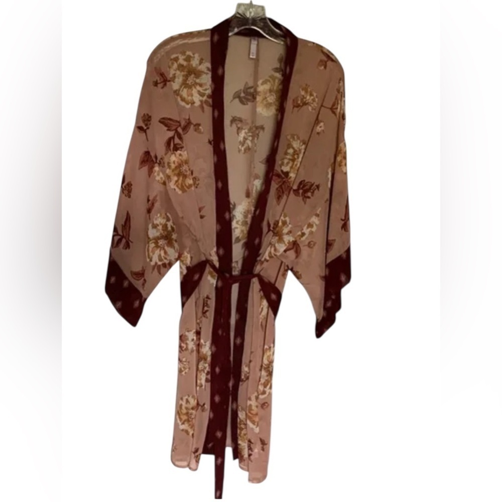 Xhilaration Floral Kimono Robe - Blush pink & Burgundy XL